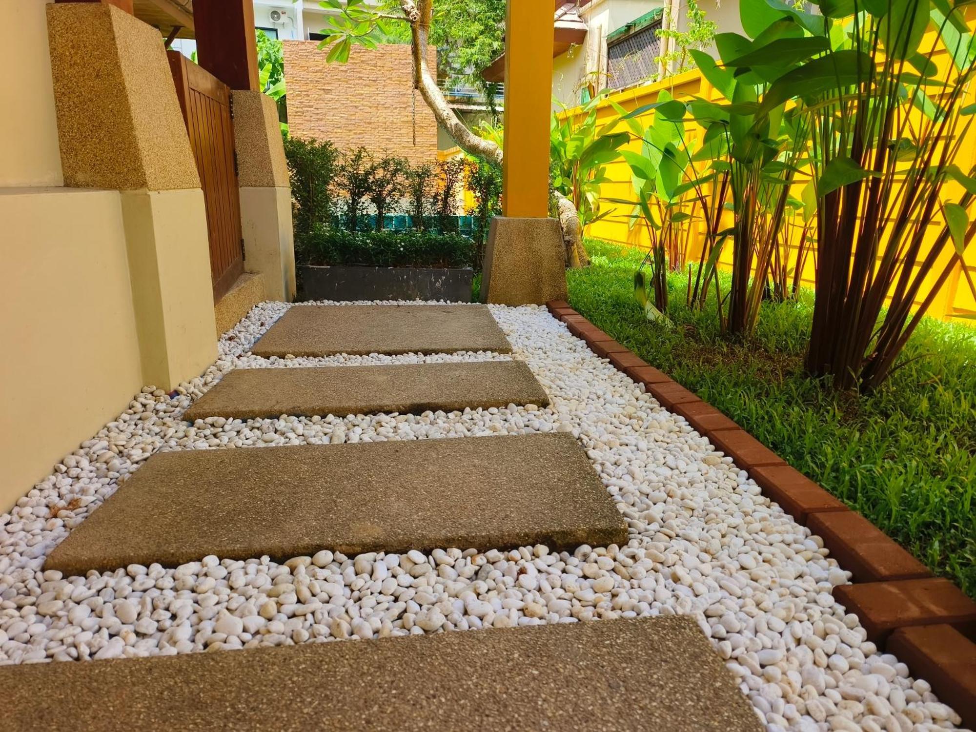Karon Pool Villa 卡伦3卧泳池别墅 Esterno foto