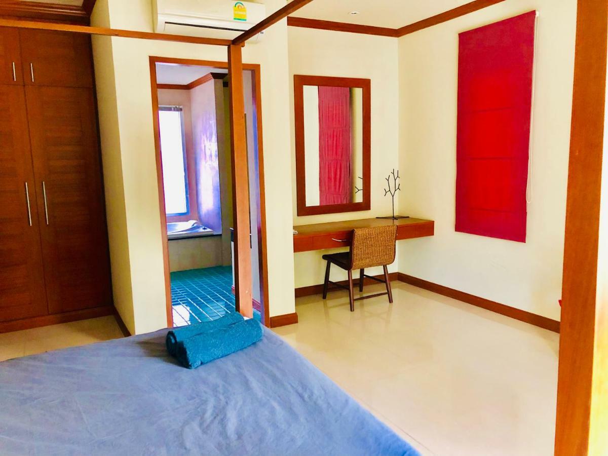 Karon Pool Villa 卡伦3卧泳池别墅 Esterno foto