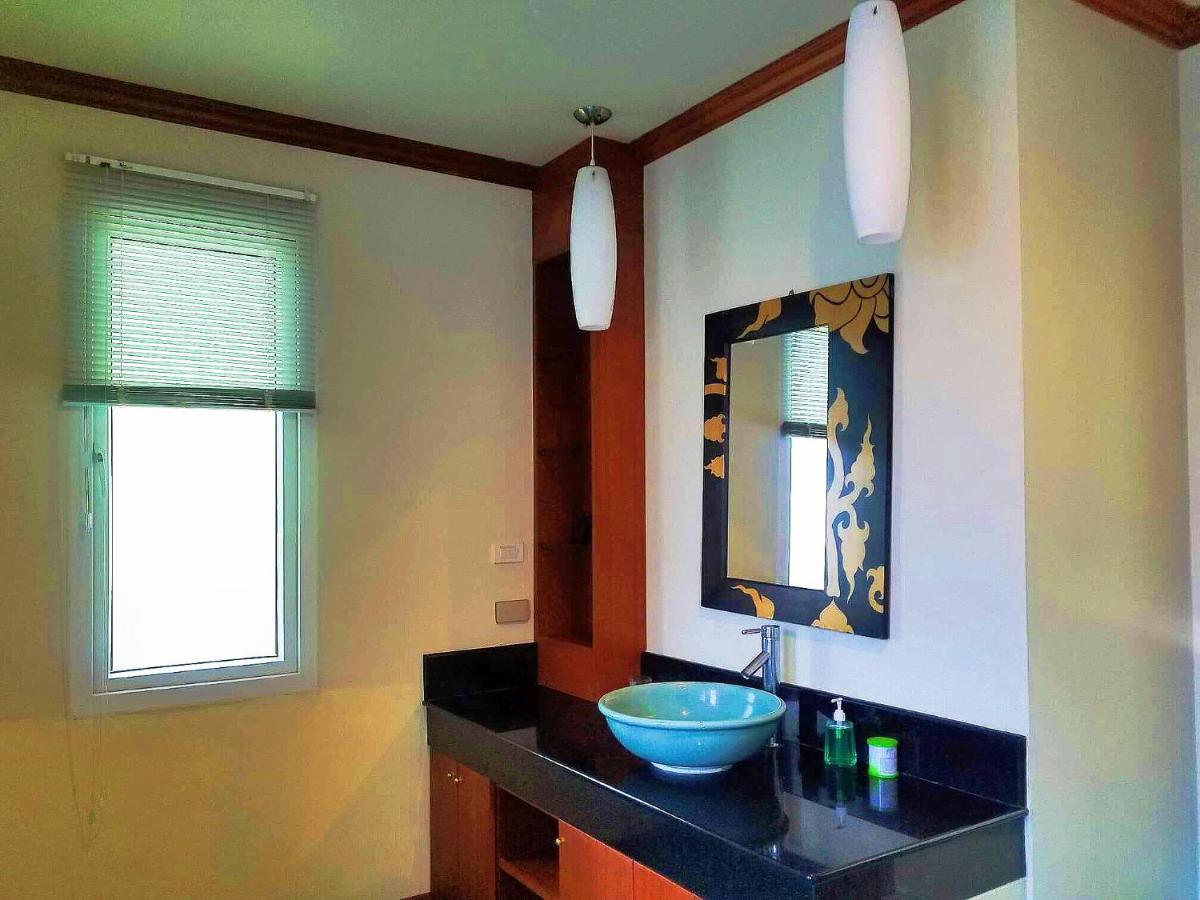 Karon Pool Villa 卡伦3卧泳池别墅 Esterno foto