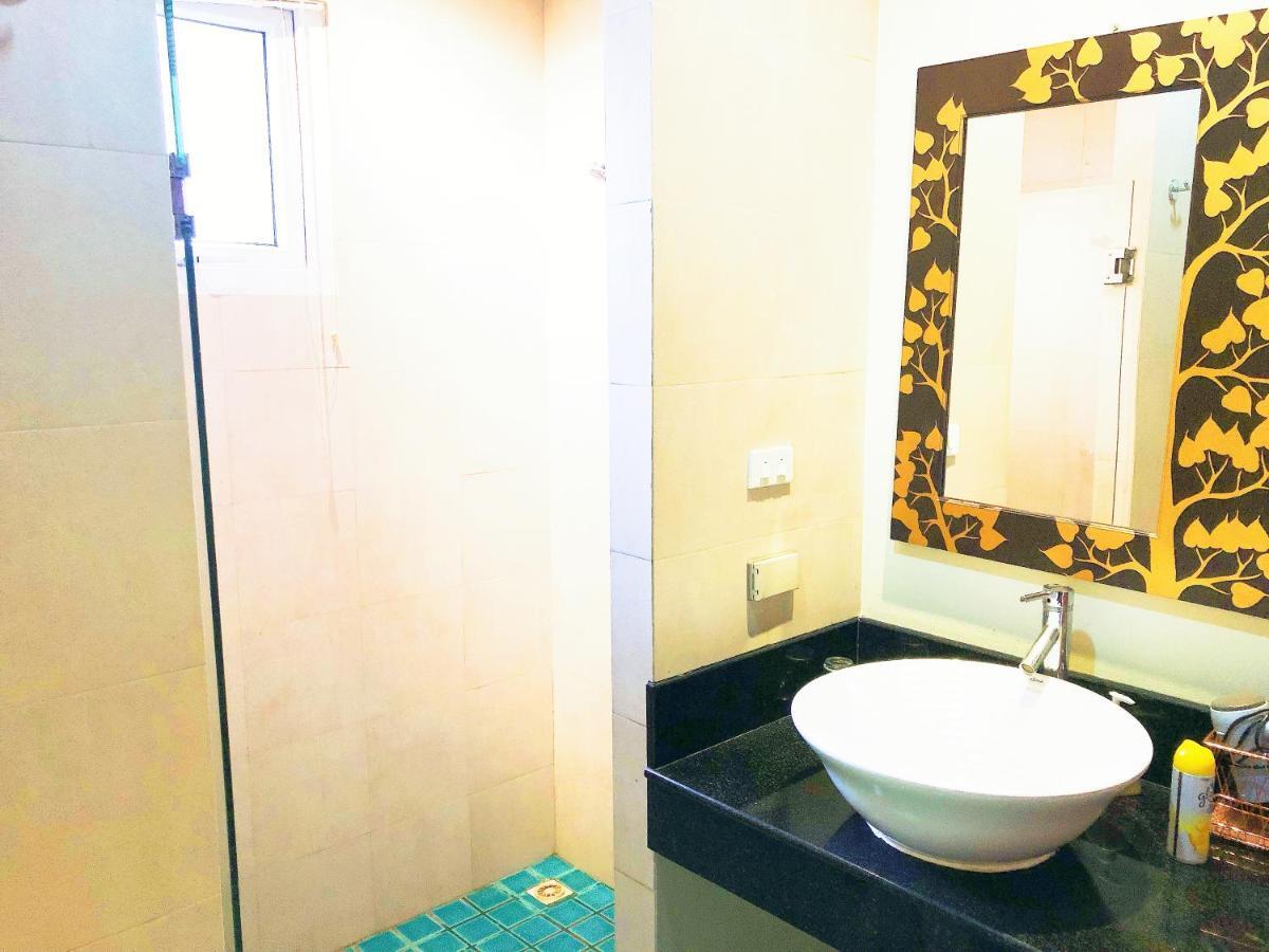 Karon Pool Villa 卡伦3卧泳池别墅 Esterno foto